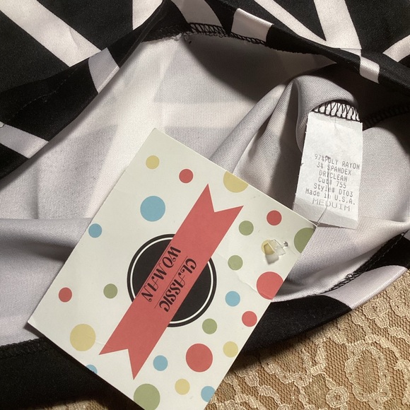 🎁NWT CLASSIC WOMEN Modern print DRESS - Picture 7 of 12